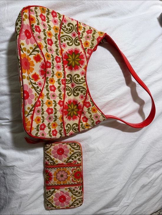 Vera Bradley Handbags - Vera Bradley Pink & Green Floral Shoulder Bag with Wallet
